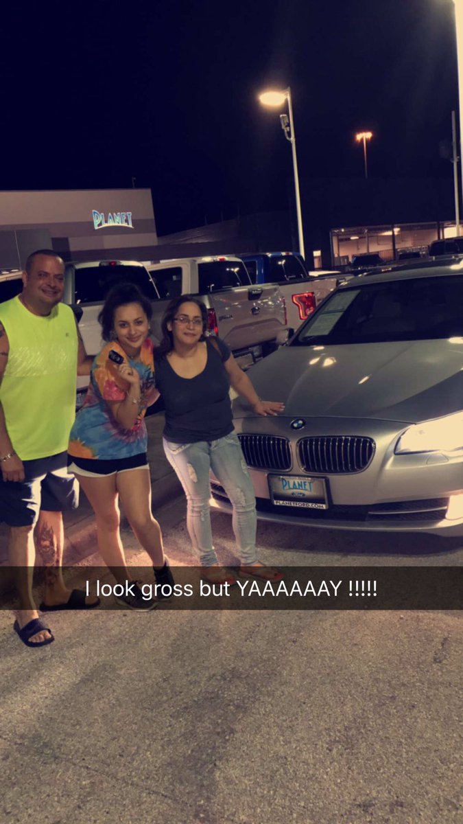 taramichelle143's tweet image. When you think you're just going out to eat &amp;amp; get surprised with a new car!!! 💗💗 Just thankful &amp;amp; blessed ✨