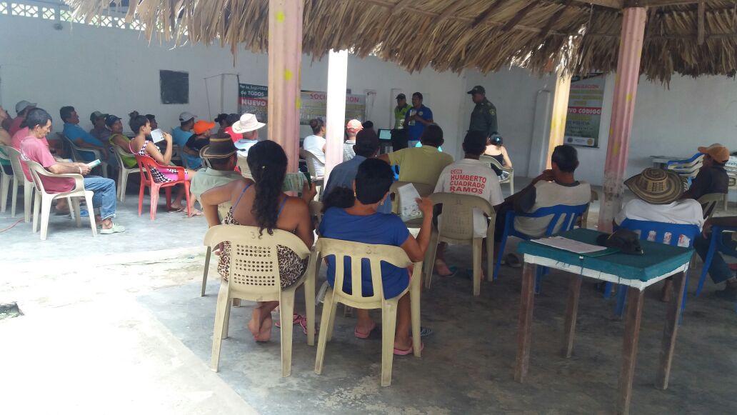 alcaldiachima's tweet photo. @PoliciaColombia @PoliciaDECOR #Echima realizó socialización del CNPC A la Comunidad de Sitio Viejo #porunacordobasegurayenpaz https://t.co/025OgH3vIc
