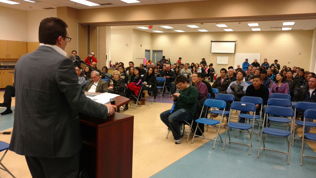 PreserveTW's tweet photo. Great turnout at this evening Community Update Meeting and AGM. #ThornhillWoods community is strong and united. Thank you all! ^hm https://t.co/cS0rkdyJtA