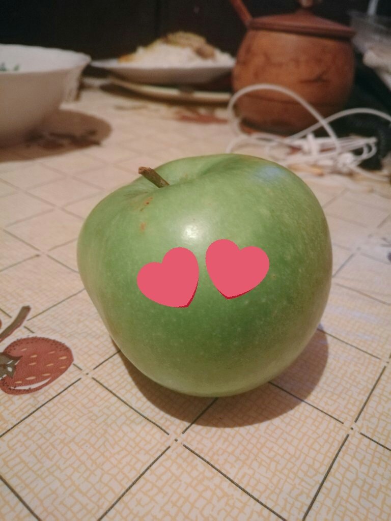 PilaRZ_22's tweet photo. Apple green. 🍏 https://t.co/cFdylYwyIt
