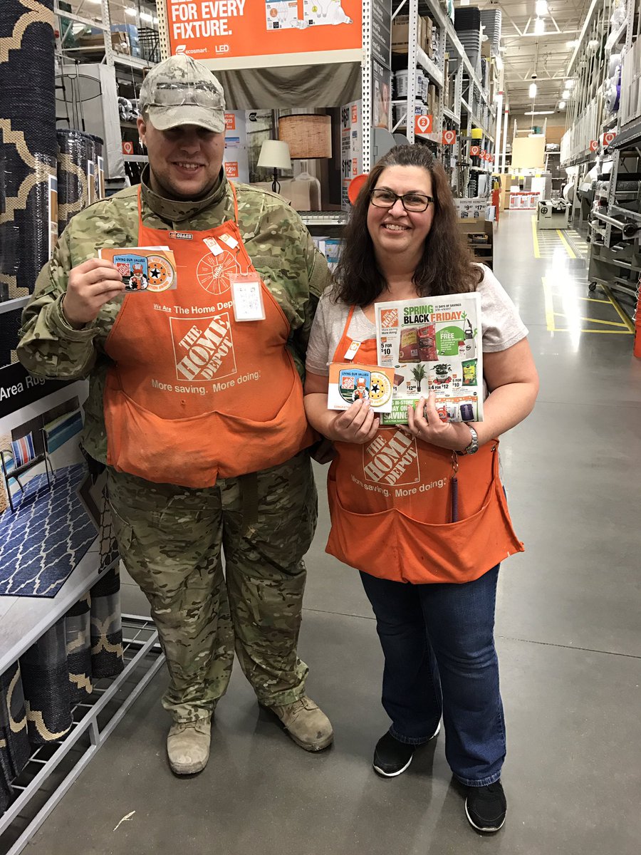 nyyroro's tweet photo. Elliott-D22/Holly-D24 #YorkPA #AwesomeAssociates & #AwesomeCoaches for our new associates! #CoachProgram #TrendingOrange @kfilan34 @pdwh25 https://t.co/v5IXnbgAmn
