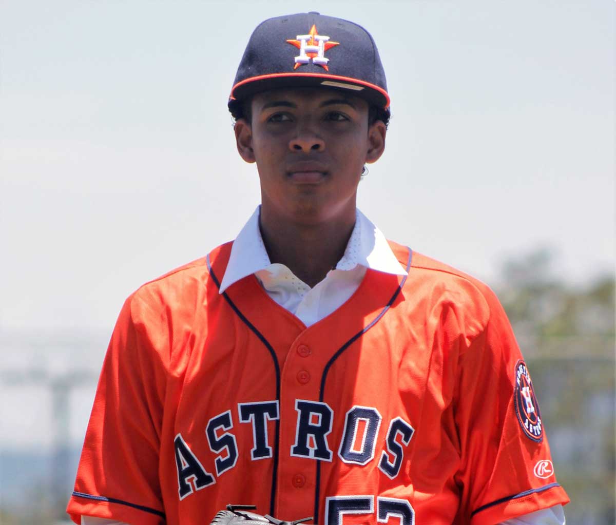 Limonensen Bryan Solano firma para @astros Houston de la @MLB  https://t.co/NOiExm6apU
