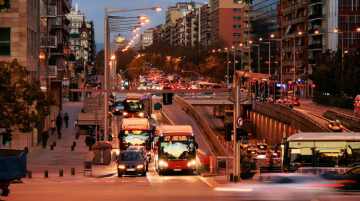 Sharing the lessons learnt in the #smartcity strategy of #Barcelona  devex.com/news/5-lessons… v. <a href="/devex/">Devex</a> <a href="/uclg_org/">United Cities</a> <a href="/francesca_bria/">Francesca Bria (@francescabria.bsky.social)</a>