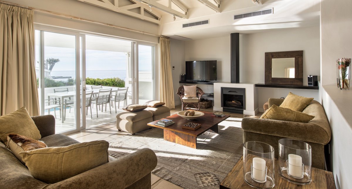 blueviewsvillas's tweet photo. Our gorgeous 7 bedroom House is open at just R10 000 per night for this wend (sleeps 14) Book now! info@blueviews.com #blueviews #lastminute https://t.co/YNUSYIUogk