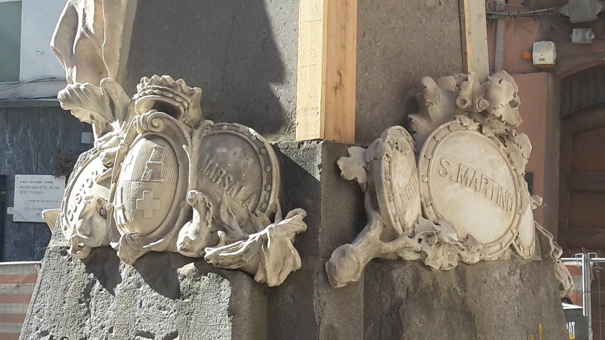 We are in Martiri square now! #Cagliaribyday