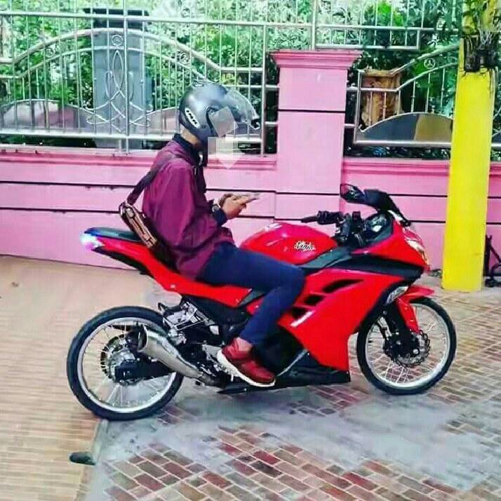 ShantyOgest's tweet photo. OMG! Kamu harus melihat ini. #BIGOLIVE > hoamz😴😴😐.  
https://t.co/XkhYoSI4sq https://t.co/dxXD23pjmr