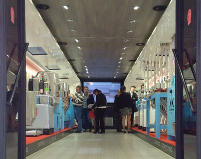 polimerica_it's tweet photo. Riparte Moretto in motion: l’esposizione itinerante toccherà Slovenia, Danimarca, Polonia e Francia https://t.co/eQMw0JKeJ5 https://t.co/nhi5jcYpIl
