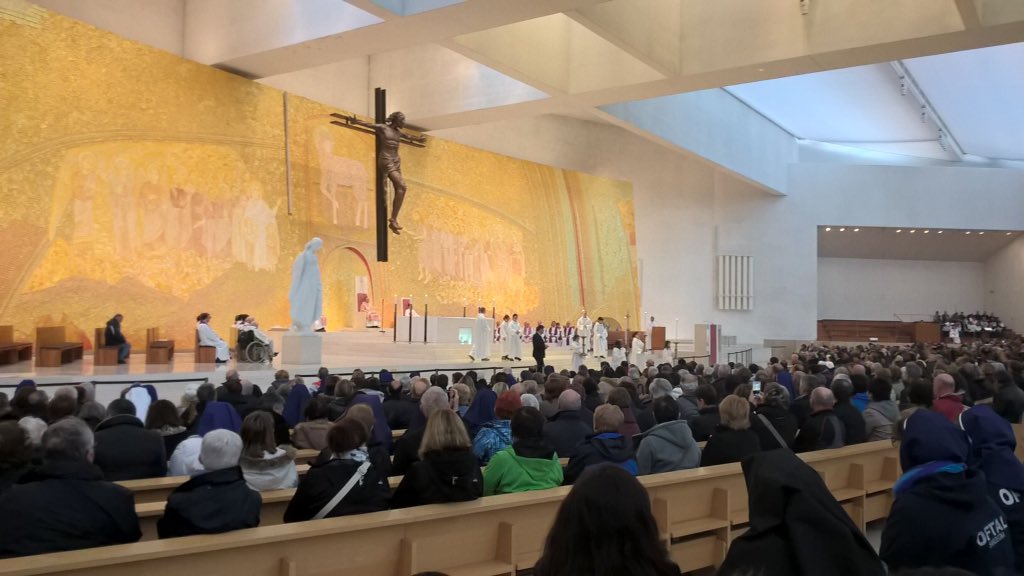 Frodo__42's tweet photo. Miraculous Sanctuary of Fatima - 2017 - Centenary of #fatimaapparitions ✝✝✝ https://t.co/FdMS2oVY8x