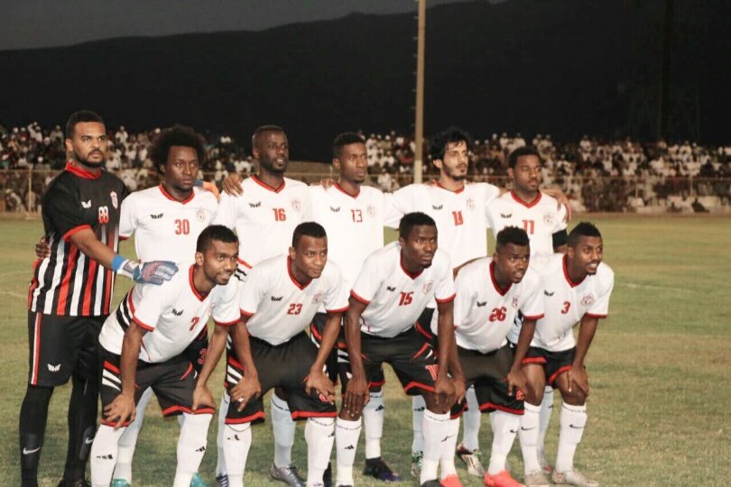 مرباط ياالغالي ألعب  ولاتبالي
فوزك يفرحني ويحقق آمالي