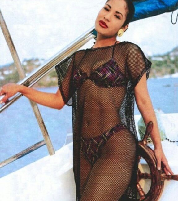 pettyblackgirI's tweet photo. Today marks 22 years since the death of this legend. RIP Selena Quintanilla Peréz. https://t.co/TFv5RXPk2t