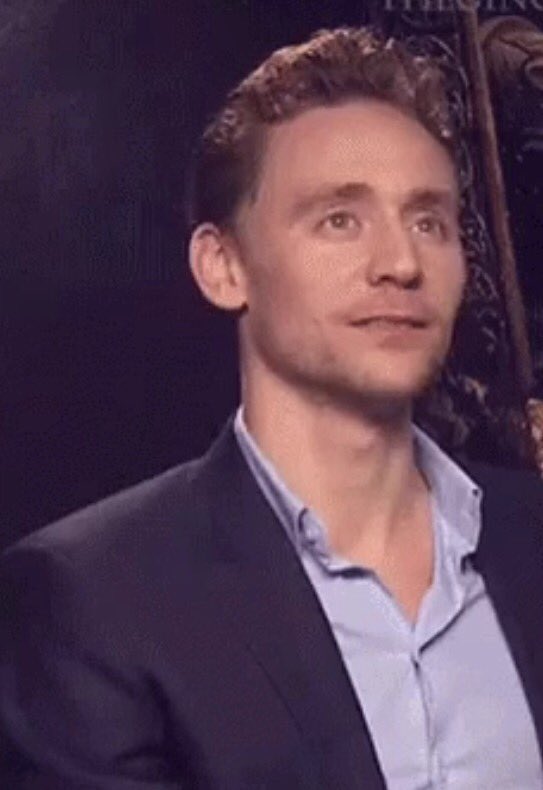 hiddlesfloof's tweet photo. More Friday Floof of the ever effervescent Tom Hiddleston
#HiddlesFloof
#TomHiddleston
#AlltheFloof https://t.co/gmvrMeVPir