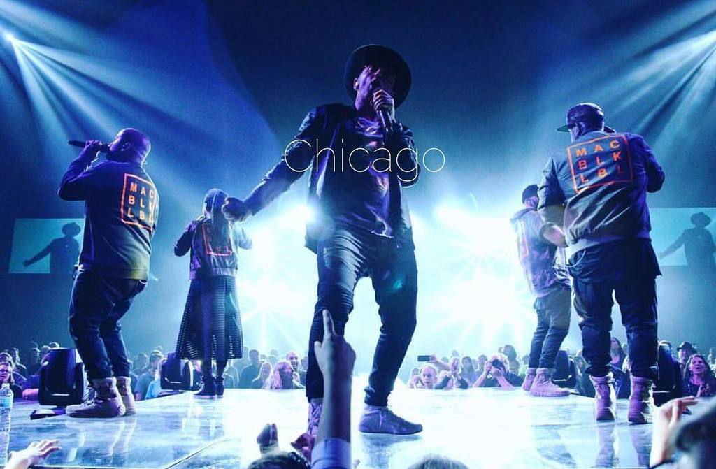 tobymac's tweet photo. Thanks for the warm welcome Chicago......we LOVED it!!!!!
#HitsDeepTour 
#TGBTG 📷@tracykapela https://t.co/E5LY3tyeFA https://t.co/9zMWERt6PU