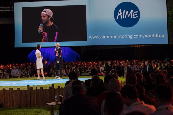 StrattonEdweena's tweet photo. VP of #Marketing APAC at Salesforce @WJJohnstone shares the powerful story of @aimementoring from #SalesforceTour: https://t.co/iQ4ebX0v8Q https://t.co/2iTK9KQFOG
