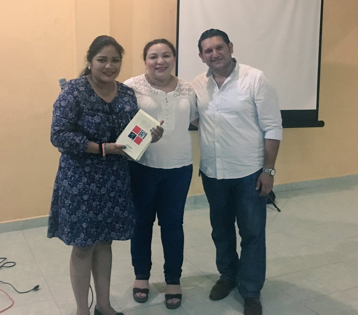 IRHYucatan's tweet photo. Visitamos al Icadep filial Conkal 
Seguimos firmes y comprometidos #CapacitandoyFormando 
#SomosIcadepYucatán https://t.co/xxZWwphAYU
