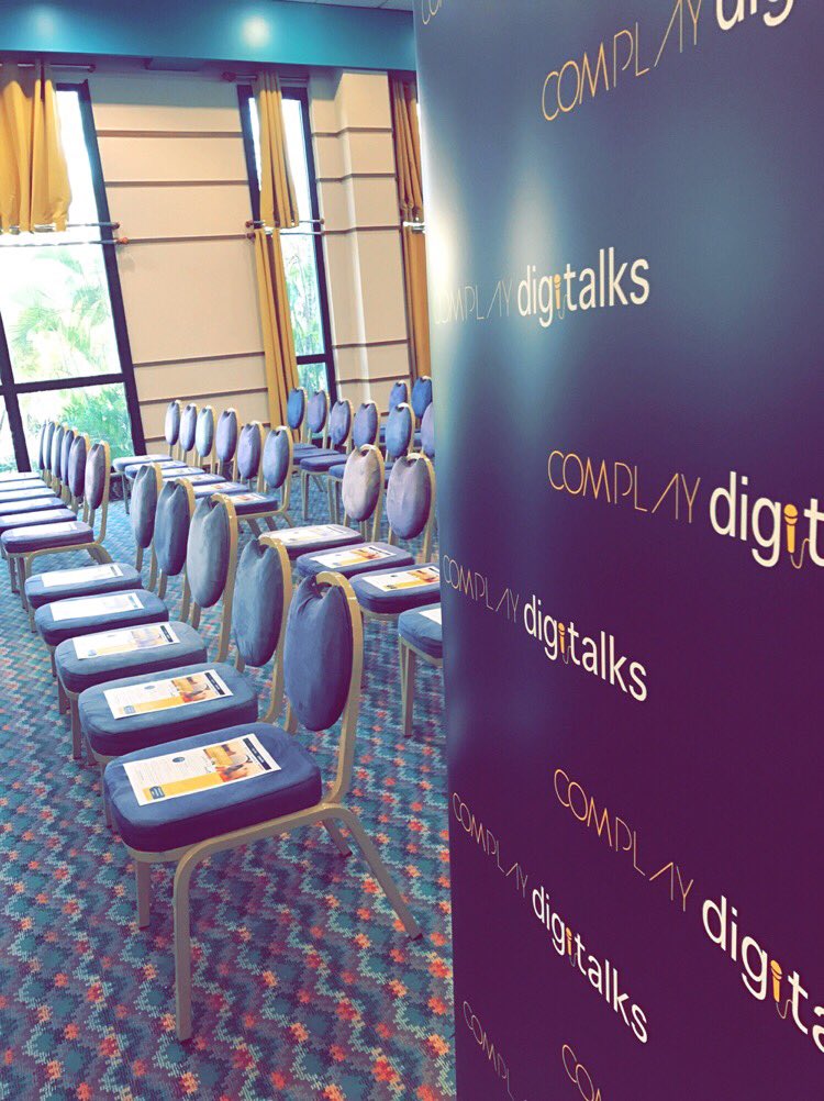 kfeeinconseils's tweet photo. installation #Complaydigitalks https://t.co/lwCJyP0HwE