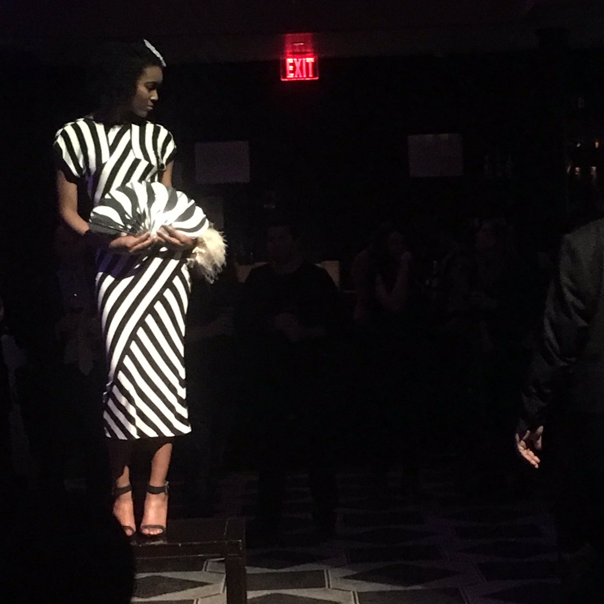 TarikOmarz's tweet photo. Fashion police @BosDesignWeek #BostonDesignWeek #simonesimonparis @simone_s_paris #fashionablylate https://t.co/nQy030Tb8Y