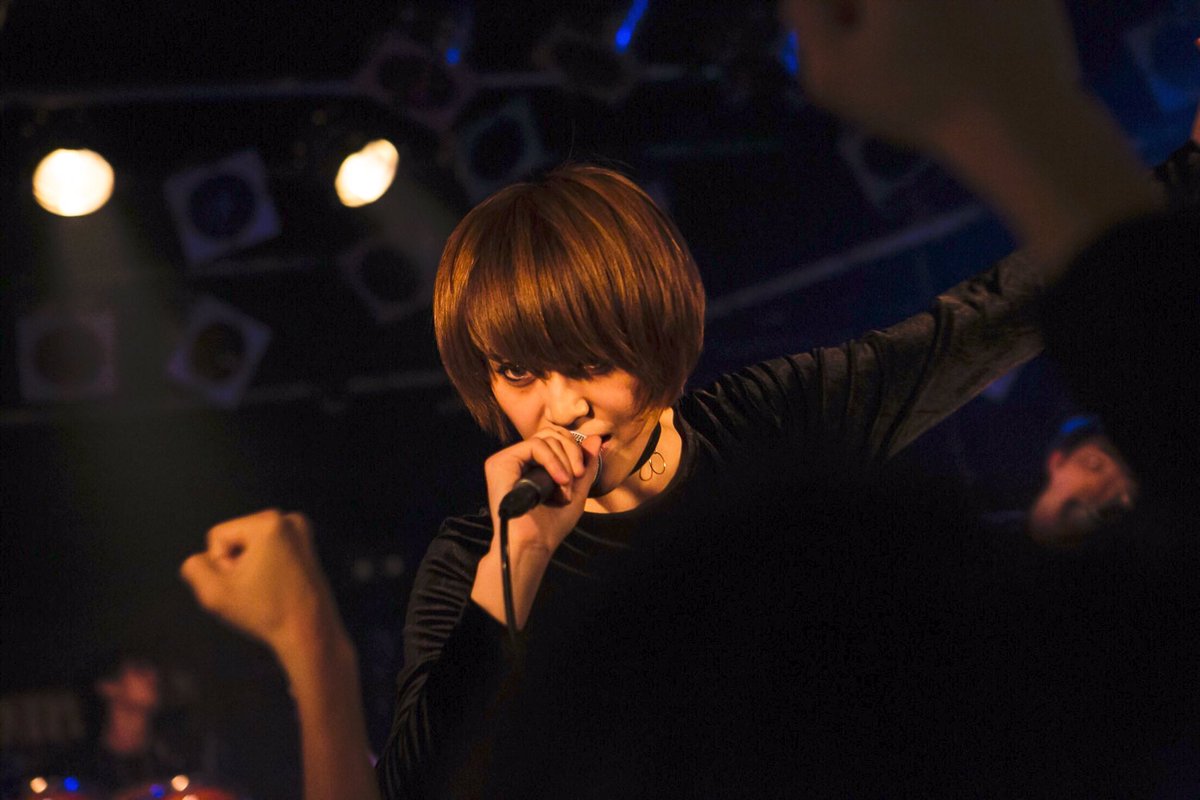 onchan1976's tweet photo. ( 'ω'o[ ThanX! ]o

BLOOD OF BANDITS ①
@kob_official
@BLOODROAR_japan

20170324 
LIVE HOLIC vol.5

@BAYJUNGLE

photo：KOMA(@komafoto）

#LH5 https://t.co/fh2vKkLBWk