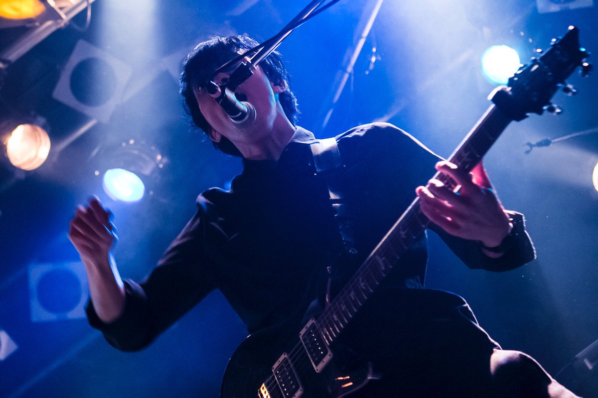 onchan1976's tweet photo. ( 'ω'o[ ThanX! ]o

BLOOD OF BANDITS ⑤
@kob_official
@BLOODROAR_japan

20170324 
LIVE HOLIC vol.5

@BAYJUNGLE

photo：KOMA(@komafoto）

#LH5 https://t.co/U7W9KwRFiS
