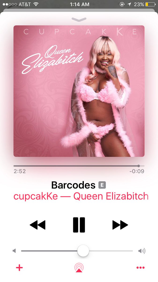 johanyacebal's tweet image. Y&apos;all need to listen to this album.🔥🔥🔥WARNING!🚨 Phone WILL go to flames💣 #samsungnote7 #cupcakKenewalbum @CupcakKe_rapper