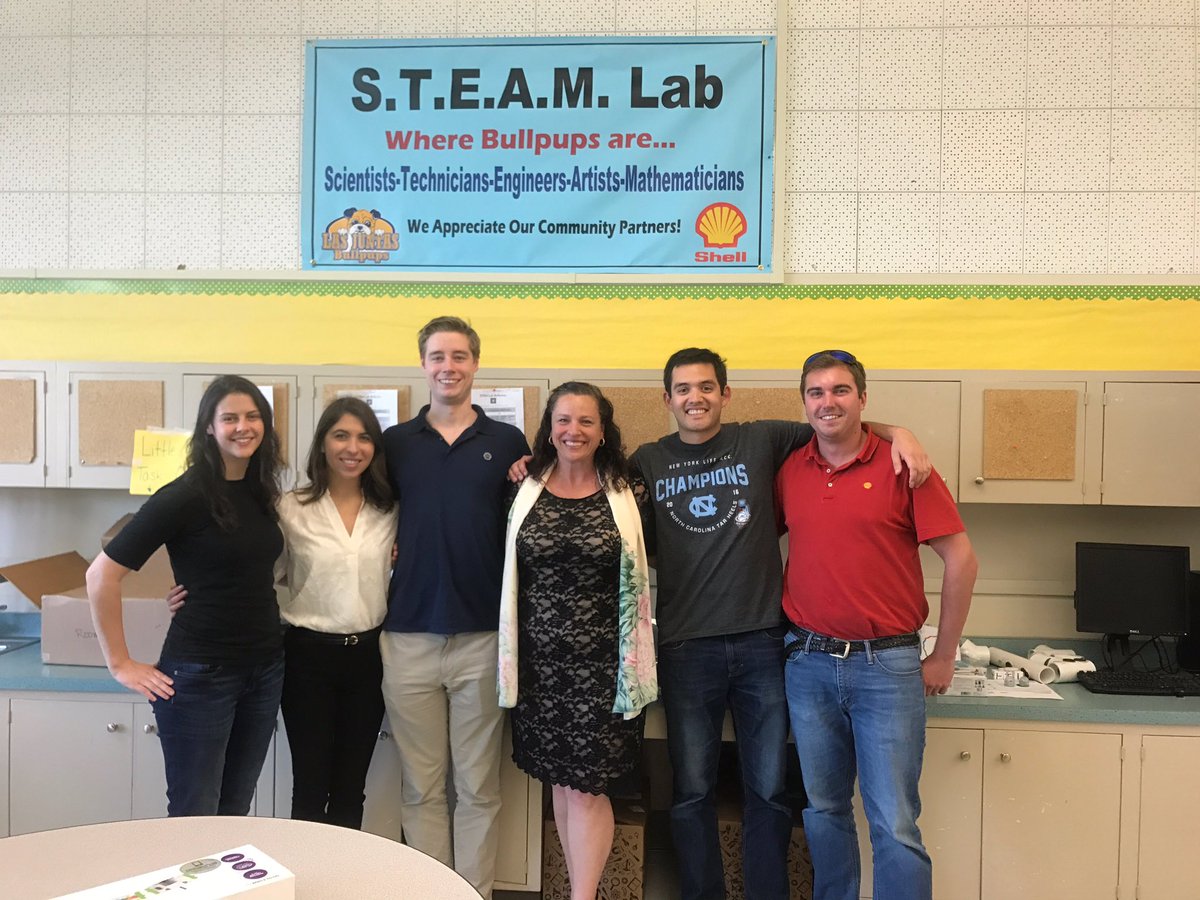 ljebullpups's tweet photo. Thank you to our incredible engineers @Shell_Martinez for helping in our S.T.E.A.M. LAB at Open House tonight! We appreciate your support!❤️ https://t.co/G2kFS24h1T