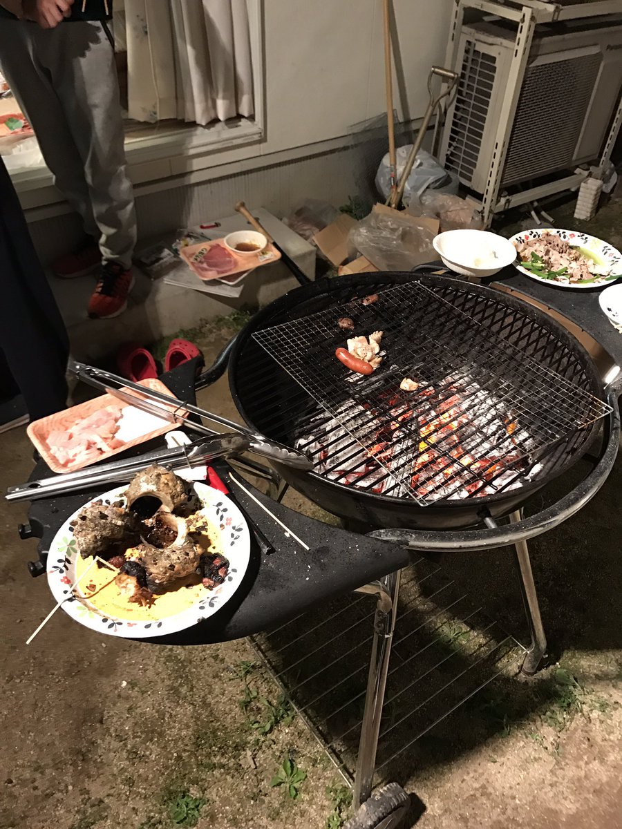 junya22tennis's tweet photo. BBQからの春日野。
聖、昇悟ラストナイト！ https://t.co/28qgg8dRu6