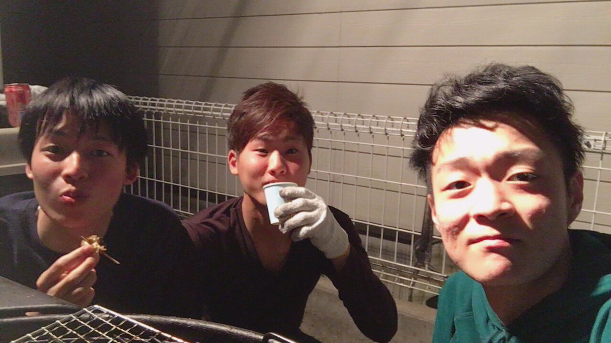 junya22tennis's tweet photo. BBQからの春日野。
聖、昇悟ラストナイト！ https://t.co/28qgg8dRu6