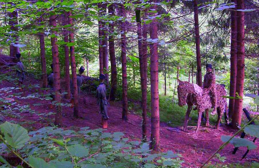 aganart's tweet photo. Cossack's retreat 1945 @esperanzaf_ @landartforkids @CeccaMilly @danny_italy @FvgEventi @LeafyTrailsFS @womensart1 @Art21ru @ProOvaro #FVG https://t.co/vrlTmuvQz2