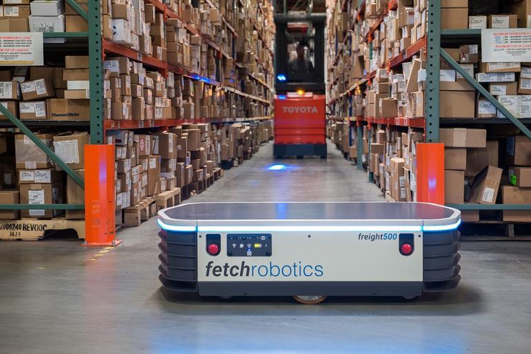 addyarizki's tweet image. Robot Pengganti Tenaga Kuli Angkut #FetchRobotics #robot inimedia.co.id/index.php/2017…