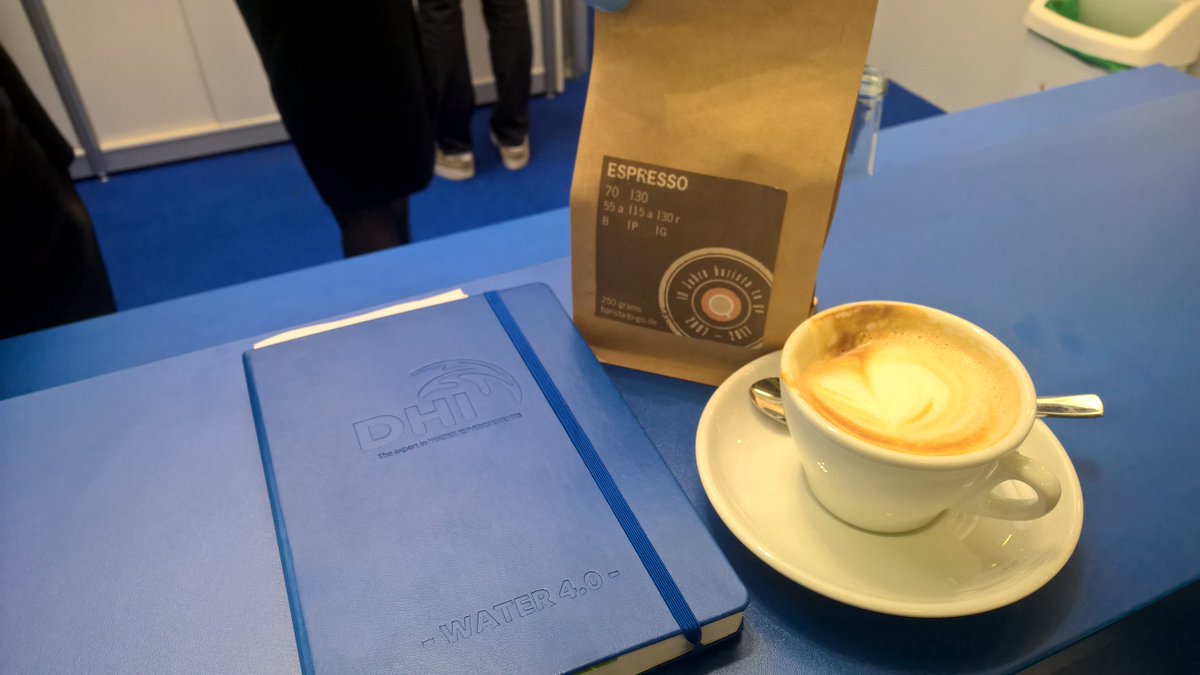 weser_dos's tweet photo. @dwa_ev @dhi_wasy der letzte Tag auf der #wbi17 bricht an, also gebührend starten. https://t.co/VRa0kctazU