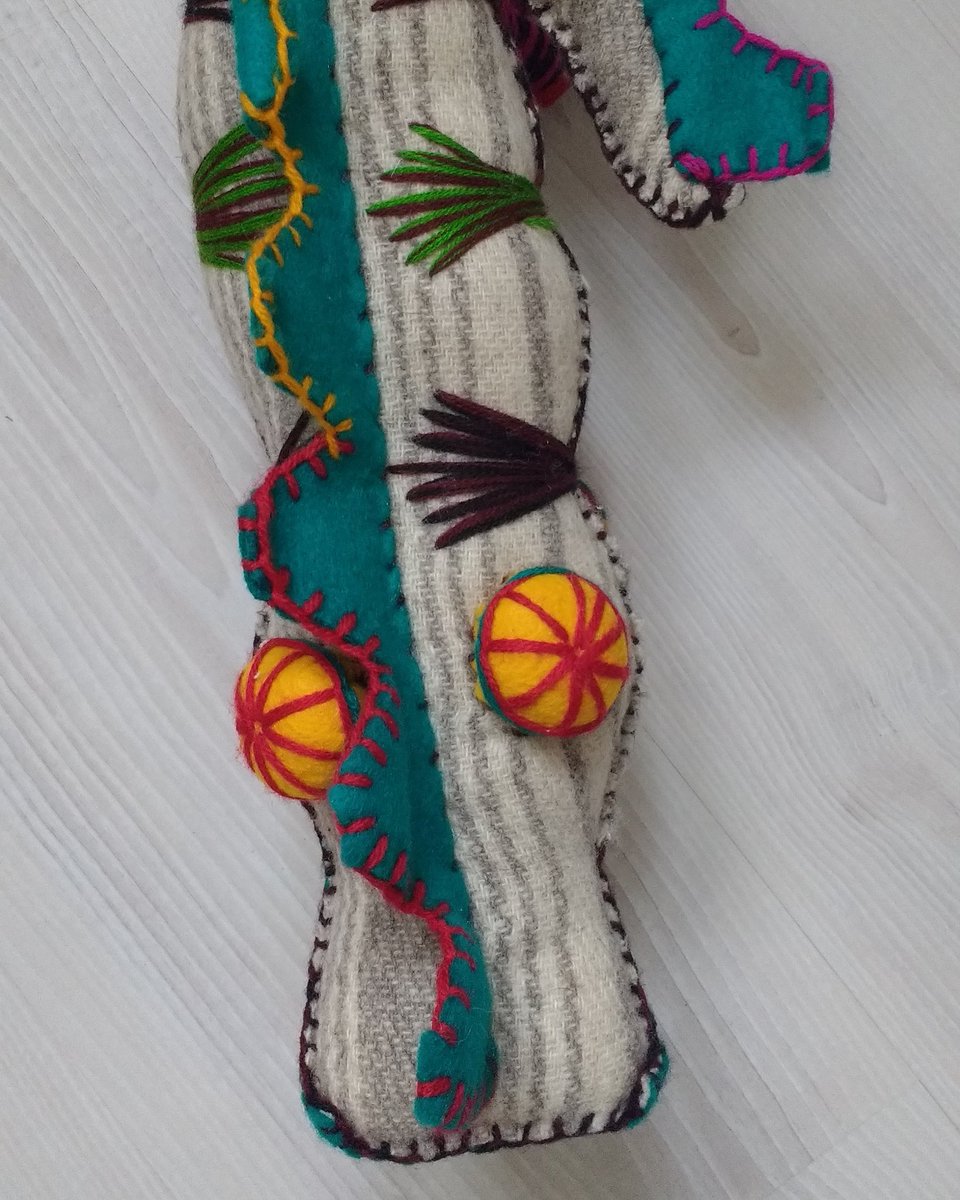 HipinStof's tweet photo. Durf jij bij deze krokodil te slapen?
#knuffel #knuffels #krokodil #hipinstof #handgemaakt #handmade  #kinderkamer #babykamer #jongenskamer https://t.co/foWEaHvxqp