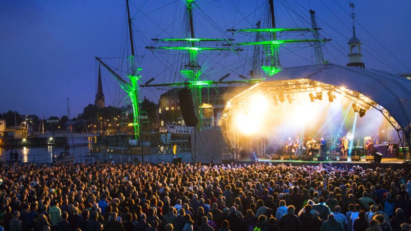 Tickets for Manic Street Preachers, Craig David, Bonobo and Hacienda Classical in June go on sale this morning: bristol247.com/culture/music/…