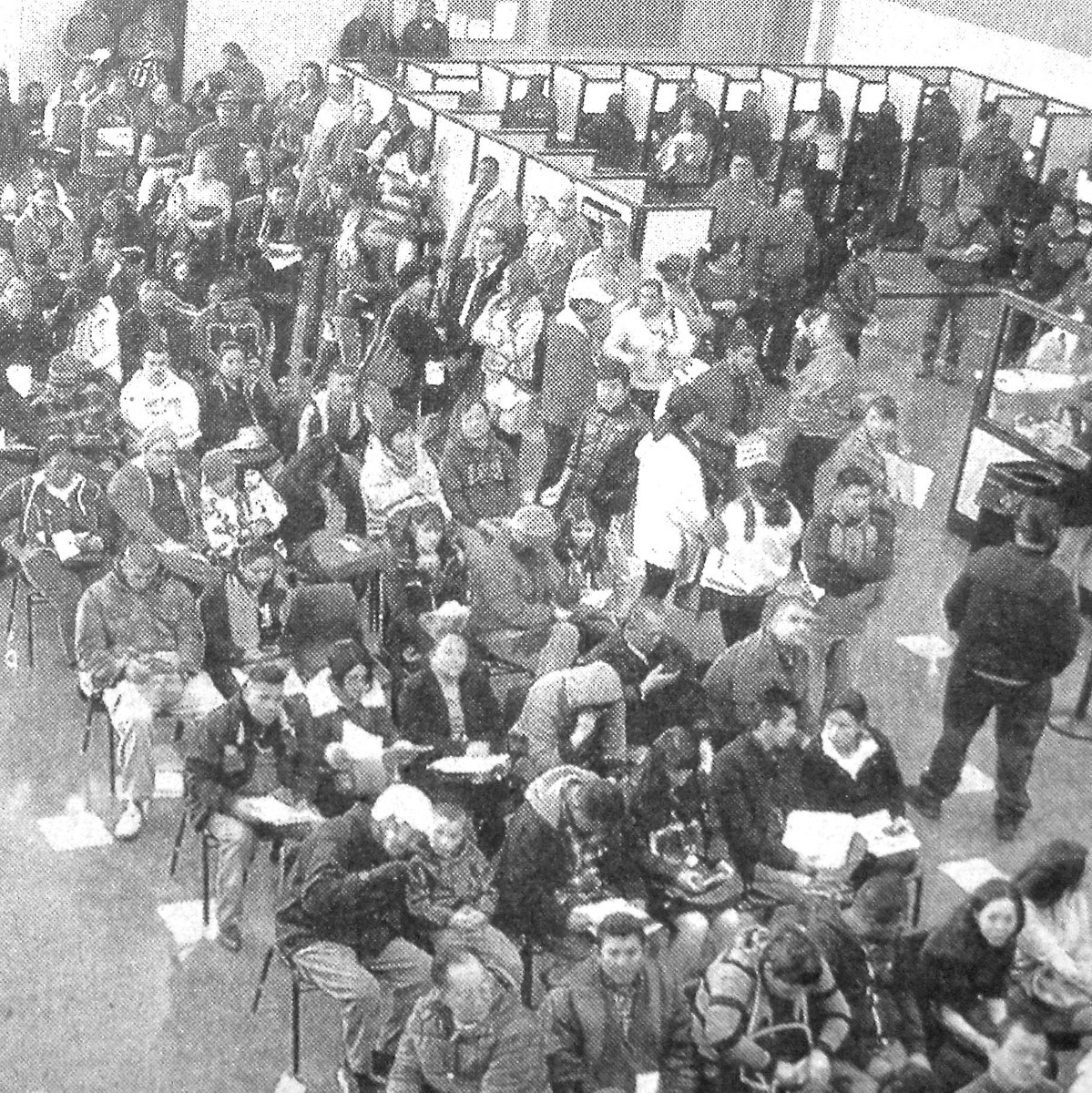 gregcolson_'s tweet photo. DMV Office, Stanton, California, 2014 #dmv #crowd https://t.co/FhbKnpSiSM https://t.co/qzfVVq51XF