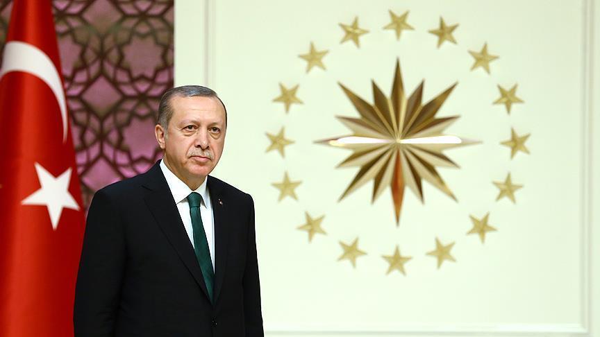 PDTurkeyArabic's tweet photo. رئيس الجمهورية #أردوغان يهنئ العالم الإسلامي بحلول شهر رجب بـ7 لغات..
https://t.co/Ig4BcnKrcW https://t.co/GcufsUwulK