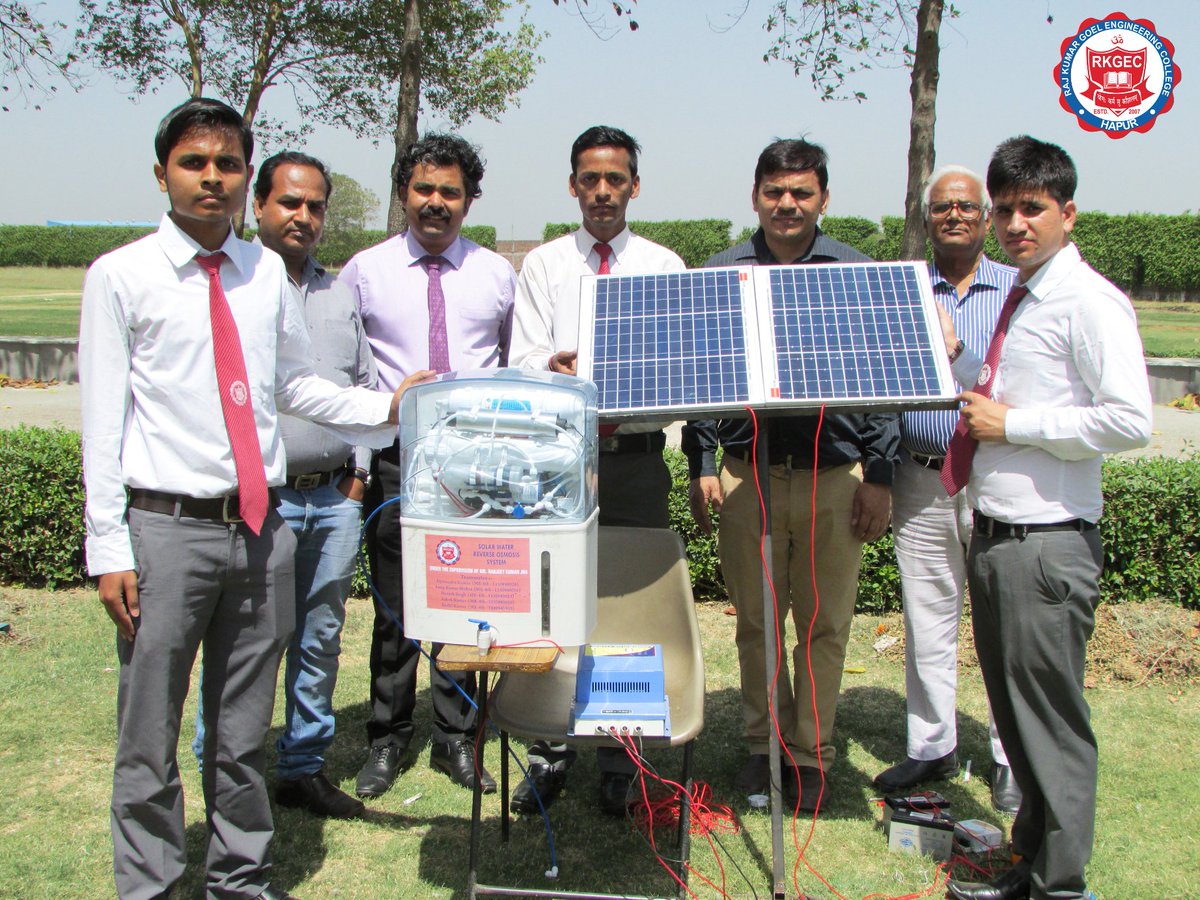 rkgecofficial's tweet photo. Solor RO System is developed by Mechanical final year students under guidance of project head Mr. Ranjeet Jha. #SolarRO #RKGEC https://t.co/og1vjiQQAM