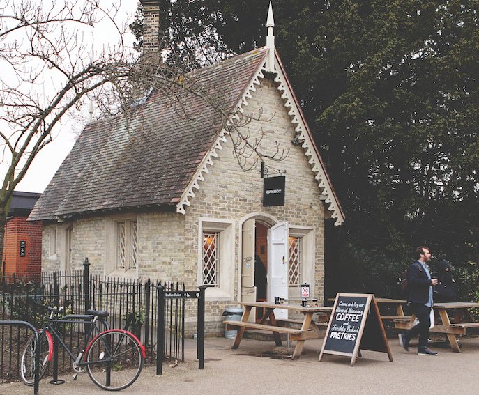 CountryLifeLdn's tweet photo. This must be one of the most picturesque coffee shops in #London https://t.co/3jjk0Ibjv4 #EscapeTheCity https://t.co/RDuM9BUHS2