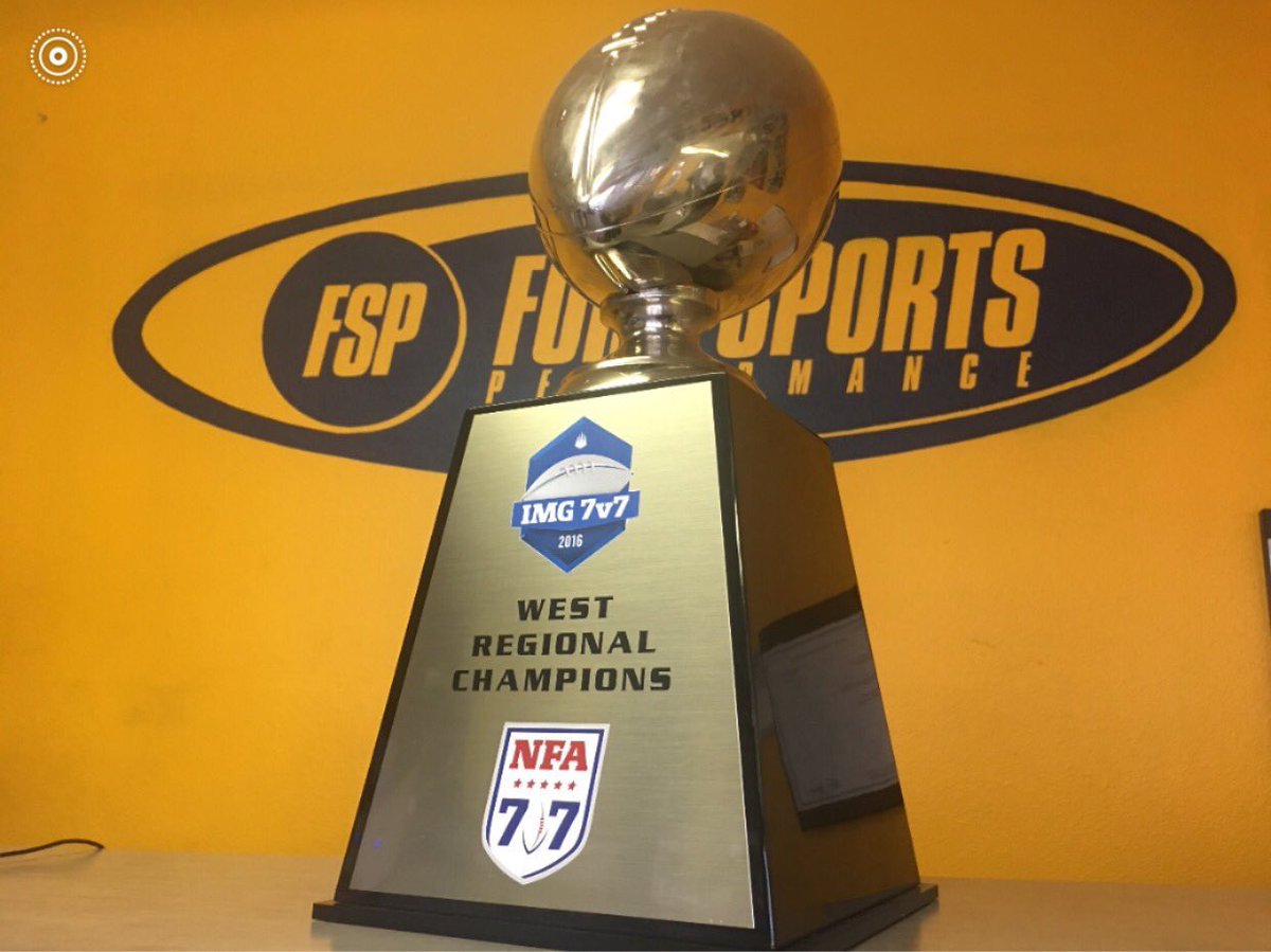 TFordFSP's tweet photo. Just touched down in LA for the IMG West Regional Championships! Time to defend the tittle and represent for the Northwest! #TeamFSP https://t.co/n8zabIS6zr