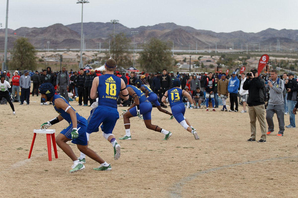 TFordFSP's tweet photo. Just touched down in LA for the IMG West Regional Championships! Time to defend the tittle and represent for the Northwest! #TeamFSP https://t.co/n8zabIS6zr