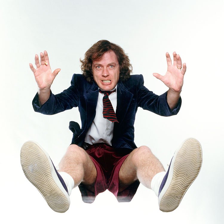 Happy Birthday Angus Young! Here\s one of the AC/DC performer in London, late 1990s. 