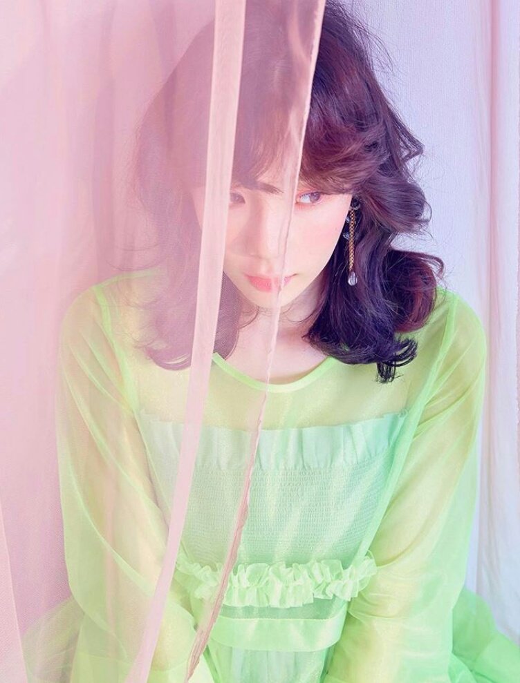 SK_TaeyeonSS's tweet photo. 2017.04.05 #MakeMeLoveYou #MyVoice #DeluxeEdition https://t.co/OhX81aoven