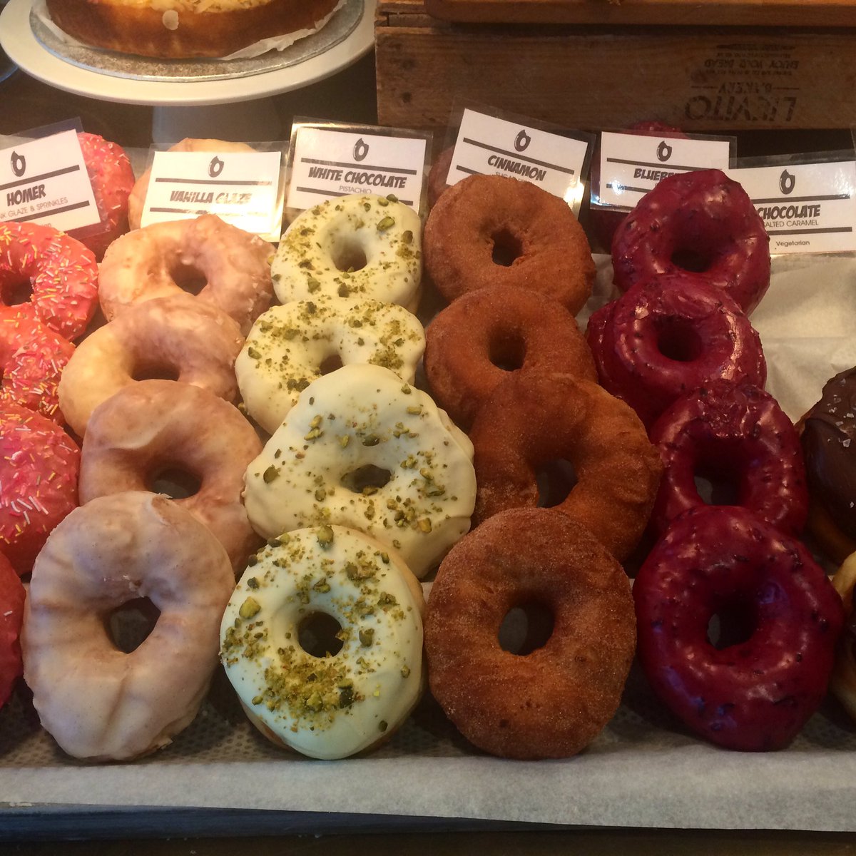 Lovingtonbakery's tweet photo. It's #doughnutfriday come on down #wincanton #artisanbread #doughnuts https://t.co/zY3cUsaMAU