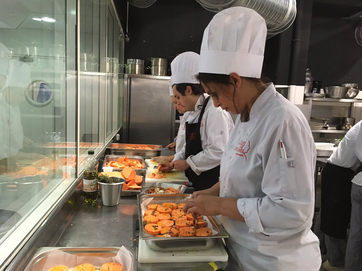 Alexandre Hassani tweet media