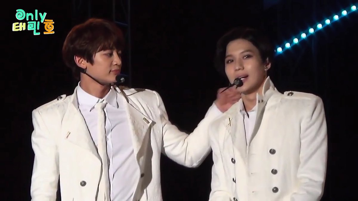 shineeshinelove's tweet photo. 1.がんばったな
2.よくやったぞ
3.上出来!!
4.そんなヒョンの笑顔が欲しくて
今日も頑張る
#2minで妄想四コマシリーズ
#2wm #SHINee https://t.co/jcnczrhTZe
