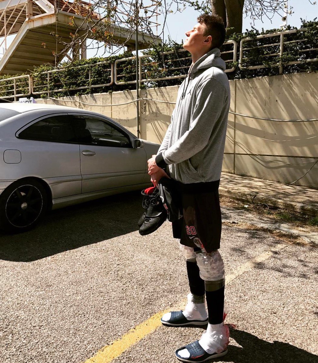 Güzel günler göreceğiz
Güneşli günler...
#Back2Back