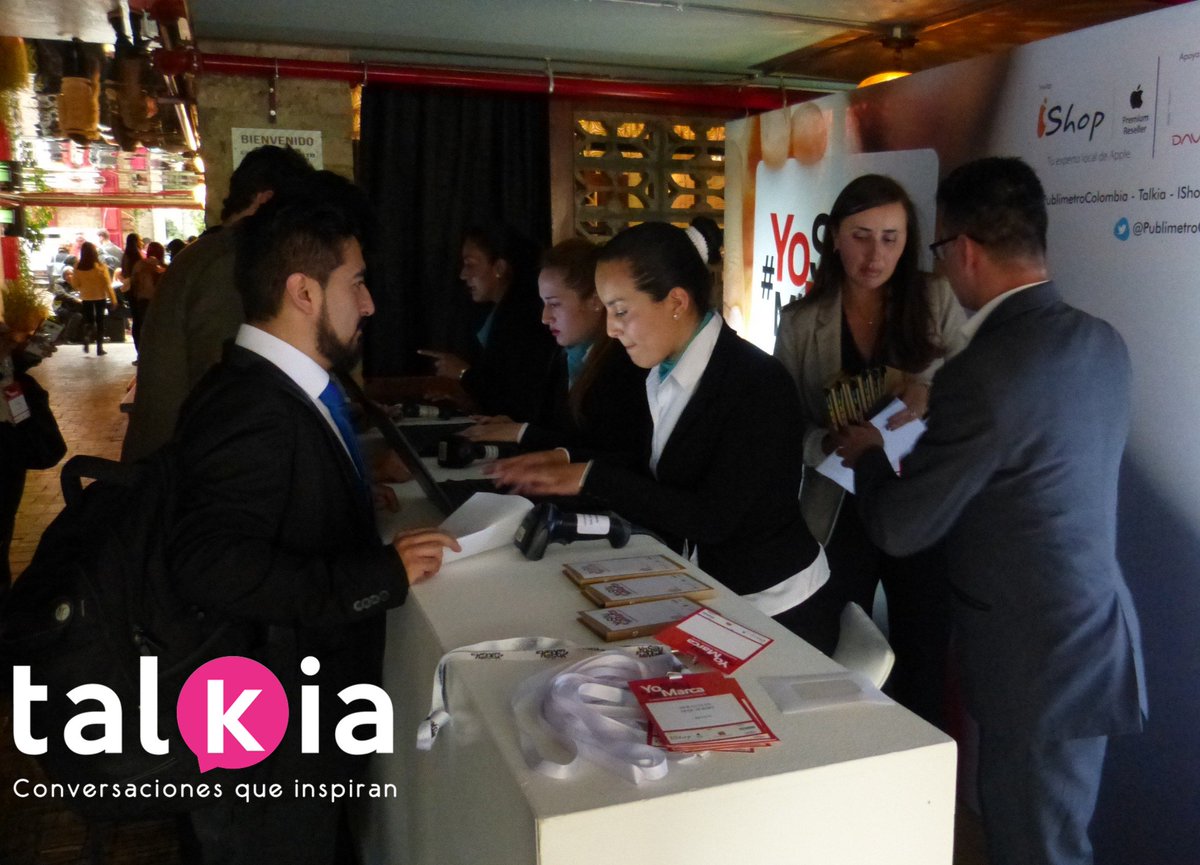 talkia_co's tweet photo. GALERÍA| En Bogotá se reunieron #emprendedores para hablar de cómo cumplieron sus sueños y para decir #YoSoyMiMarca #YoSoyTalkia. https://t.co/gmTPiBhnJM