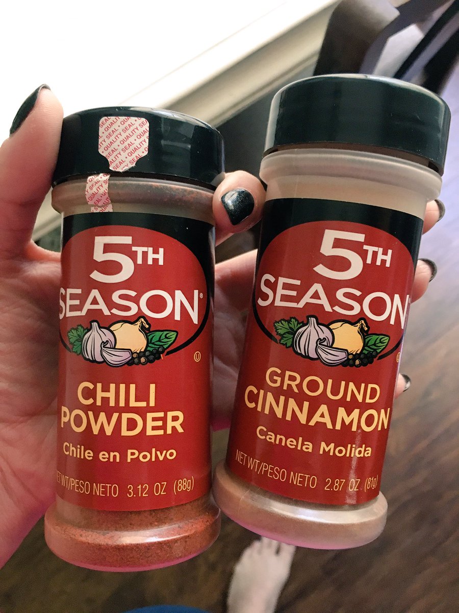theamandajill's tweet photo. literally one of my biggest daily stressors in life. whhyyyy? this is not ok. https://t.co/00FQjxnWl1