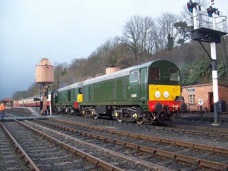 ChinnorRailway's tweet photo. The Big Diesel Thrash line up
D8059+D8188
45041 "The Royal Tank Regiment"
50026 "Indomitable"
GBRF #Class66
D8568
https://t.co/ote6s7NvxM https://t.co/VFEgvmjDOn