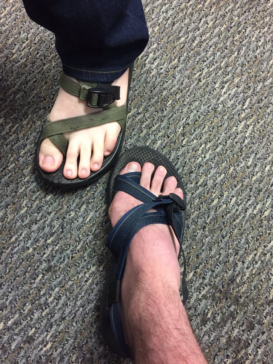 ClayKY1's tweet photo. #FreeFootFriday is back https://t.co/l7iA5jgztM