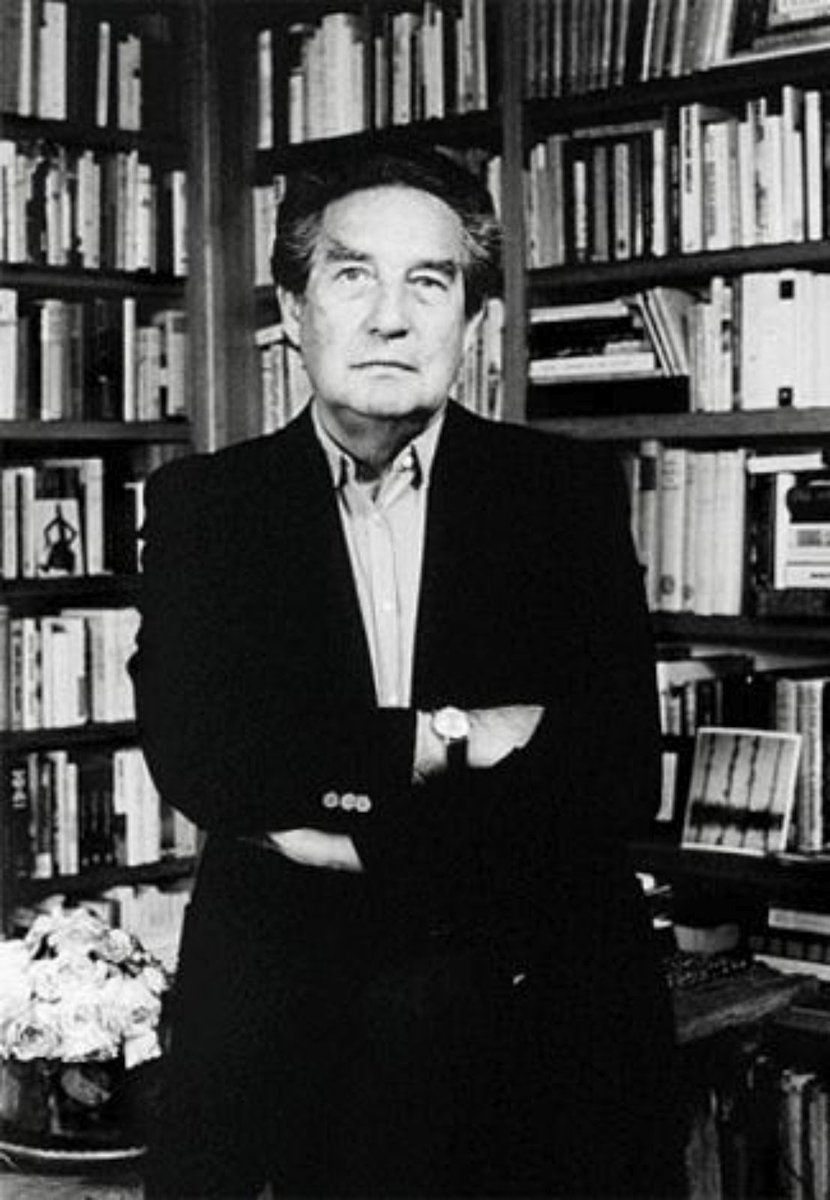 #Efemérides El 31 de marzo de 1914 nació Octavio Paz, notable escritor mexicano galardonado con el Premio Nobel de Literatura en 1990.