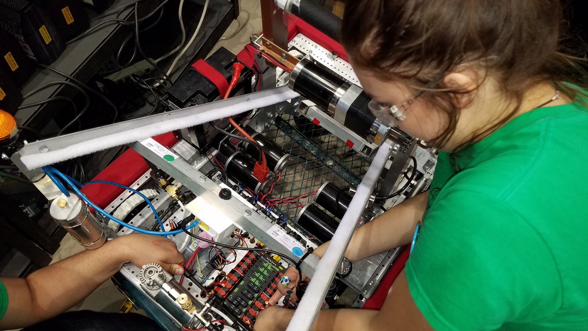 jhmorris's tweet image. The source of the intermittent fault has been determined and corrected. #MechaKnights996 #cvhsengineering