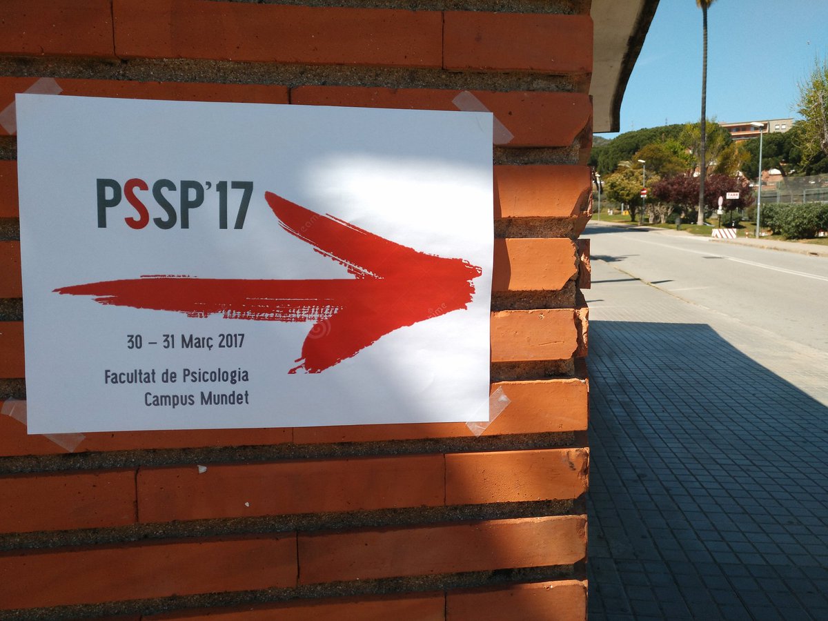 PlantaIdees's tweet photo. Ayer estuvimos relatando algunos debates de la #PsicologíaSocial en la #ub , hoy más! #VisualThinking #relatorias #Sketching #pssp17 https://t.co/puHOAOa5Sl